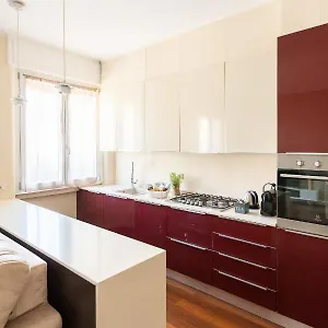 Rosselli 13 Appartamento Milano